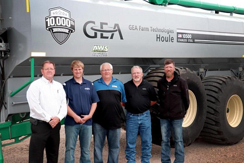 Компания GEA произвела 10 000-й спредер – жижевоз для поставки в хозяйство «PK Winter Farms»                          